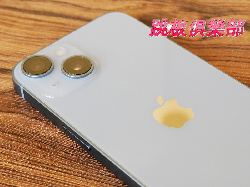 蘋果 iPhone 14 開箱把玩 + 規格比較與相機拍攝效果